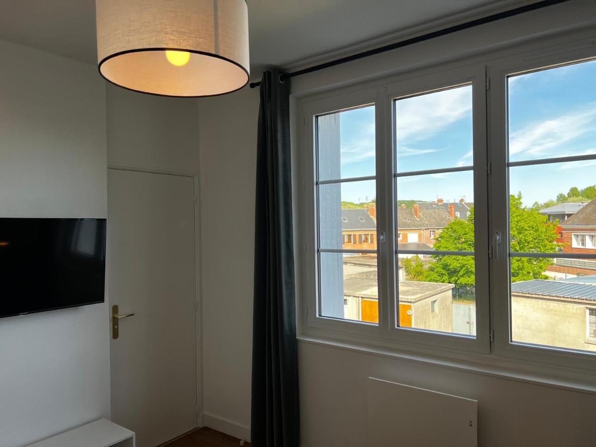 Idealement Situe "Le Studio" Les Locations Isahora Sont Aussi A 2 Pas Du Chateau D'Eu, Des Falaises Du Treport, De Mers Les Bains Et Aux Portes De La Baie De Somme Eu (Seine-Maritime) Ngoại thất bức ảnh